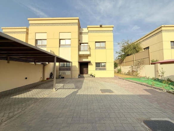 Stunning Luxury 5-Bedroom Villa – Ready to Move In!