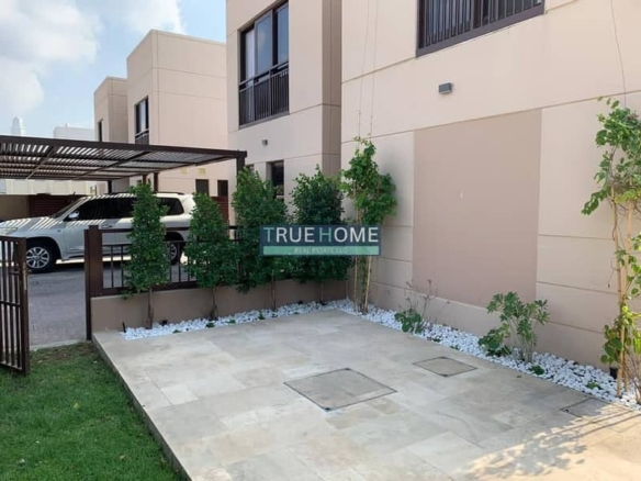 Corner Villa | Hot Price| Freehold
